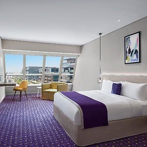 Leva Hotel And Suites Opposite Downtown